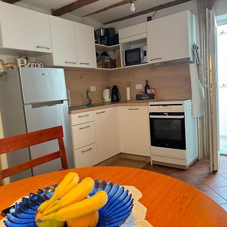 Cozy Holiday Apartment Izola Exterior photo